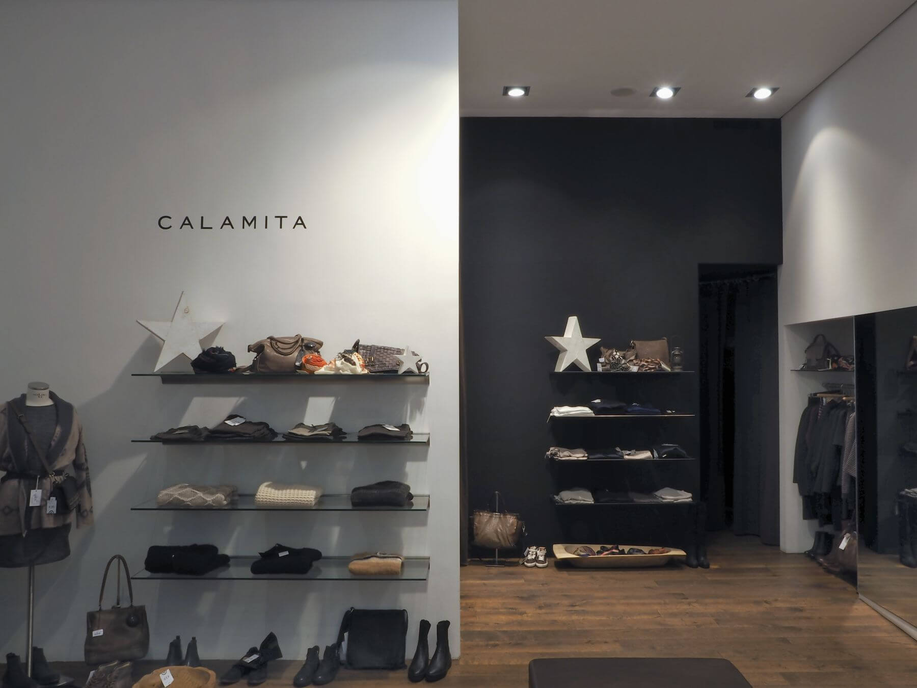 calamita | shop | wien 01 - Geschäfts-/Gewerbebetriebe